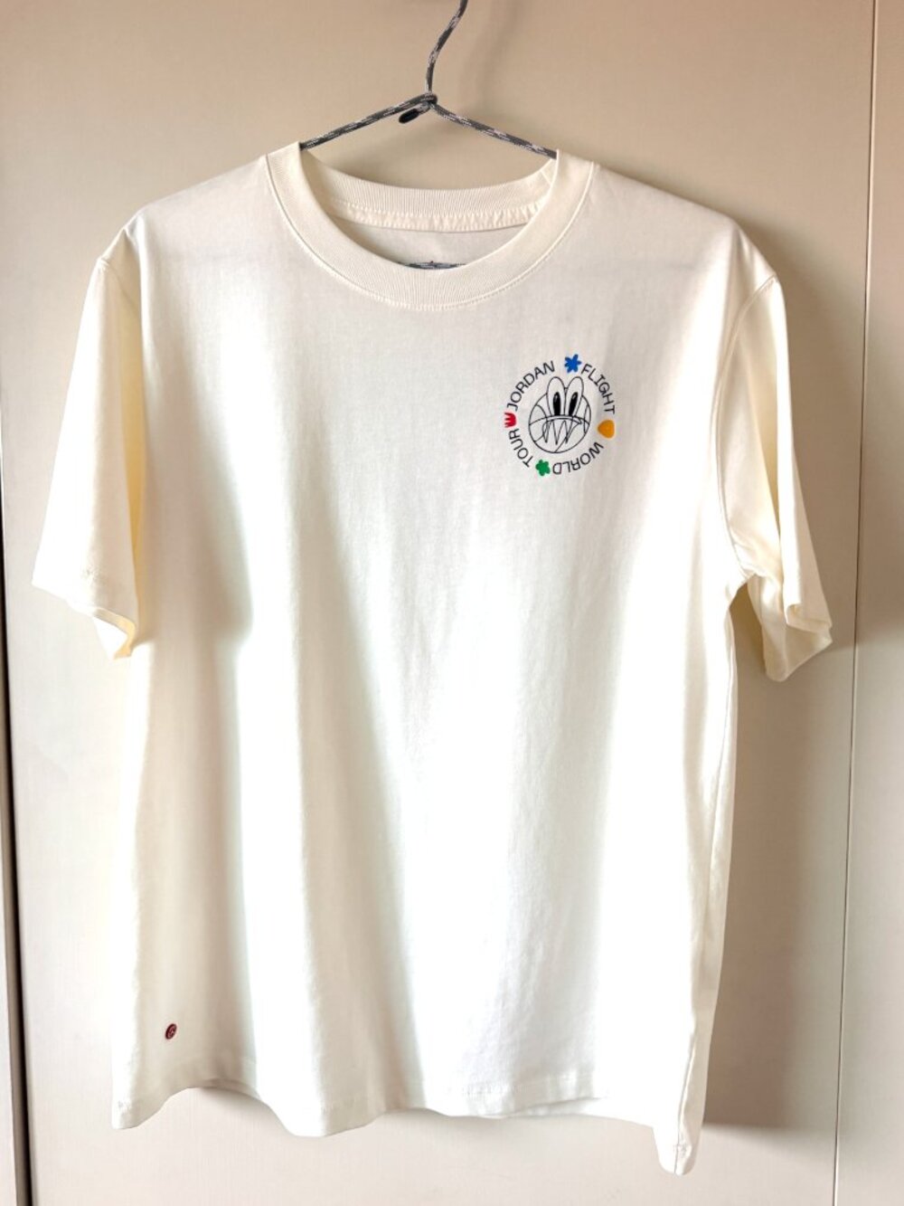 NWT NIke Air Jordan Artist Series Mia Lee // Womens Tee XS